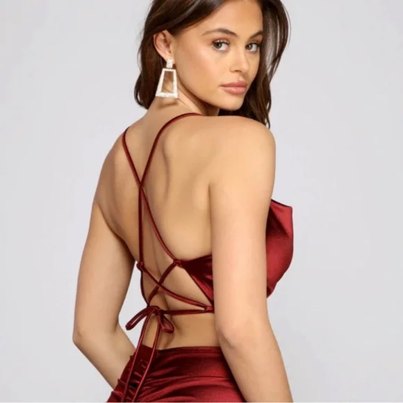 Windsor Formal Satin Dress- Burgundy: Size Small - Picture 2 of 3